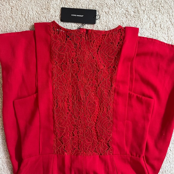 New with Tags: Vero Moda Lace Dress - Picture 3 of 5